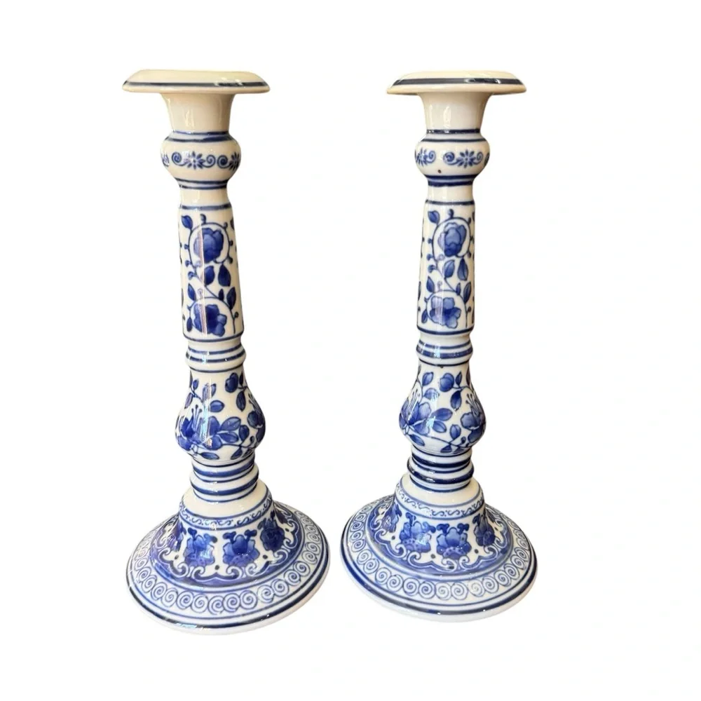 Floral Blue & White Chinese Candlesticks Antique/Vintage  Floral Motif Porcelain - Picture 3 of 16